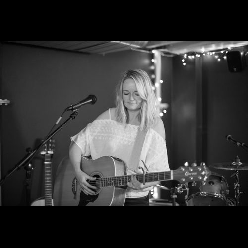 Tasha Robertson res profile SubmitHub